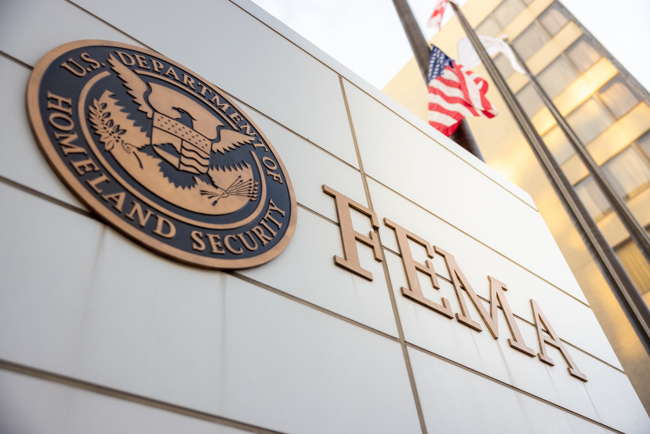 Top 10 Must-Have Items in Your Disaster Go Bag (According to FEMA Guidelines)