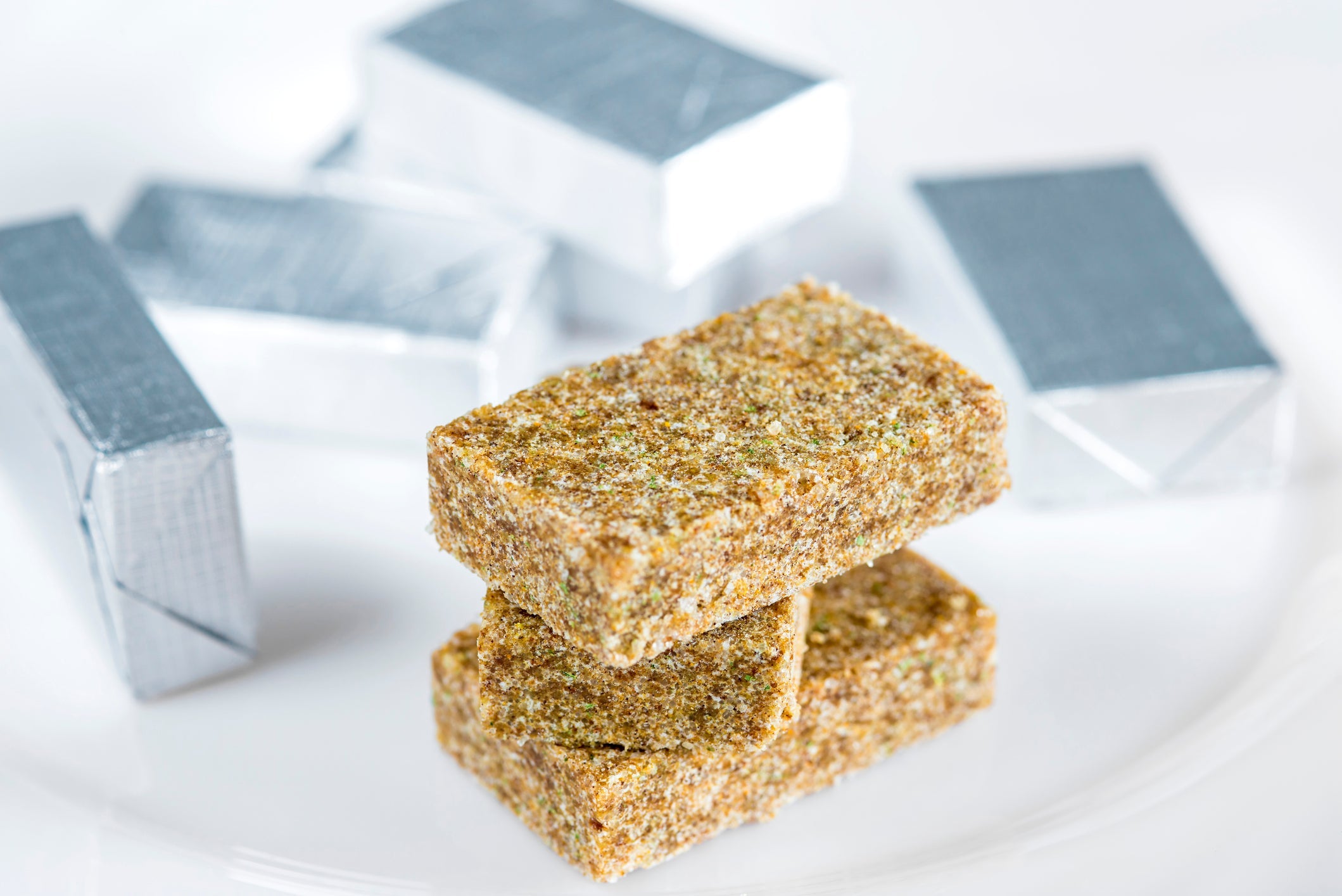 Emergency Water Packs and Food Bars: Crucial Essentials for Disaster Preparedness