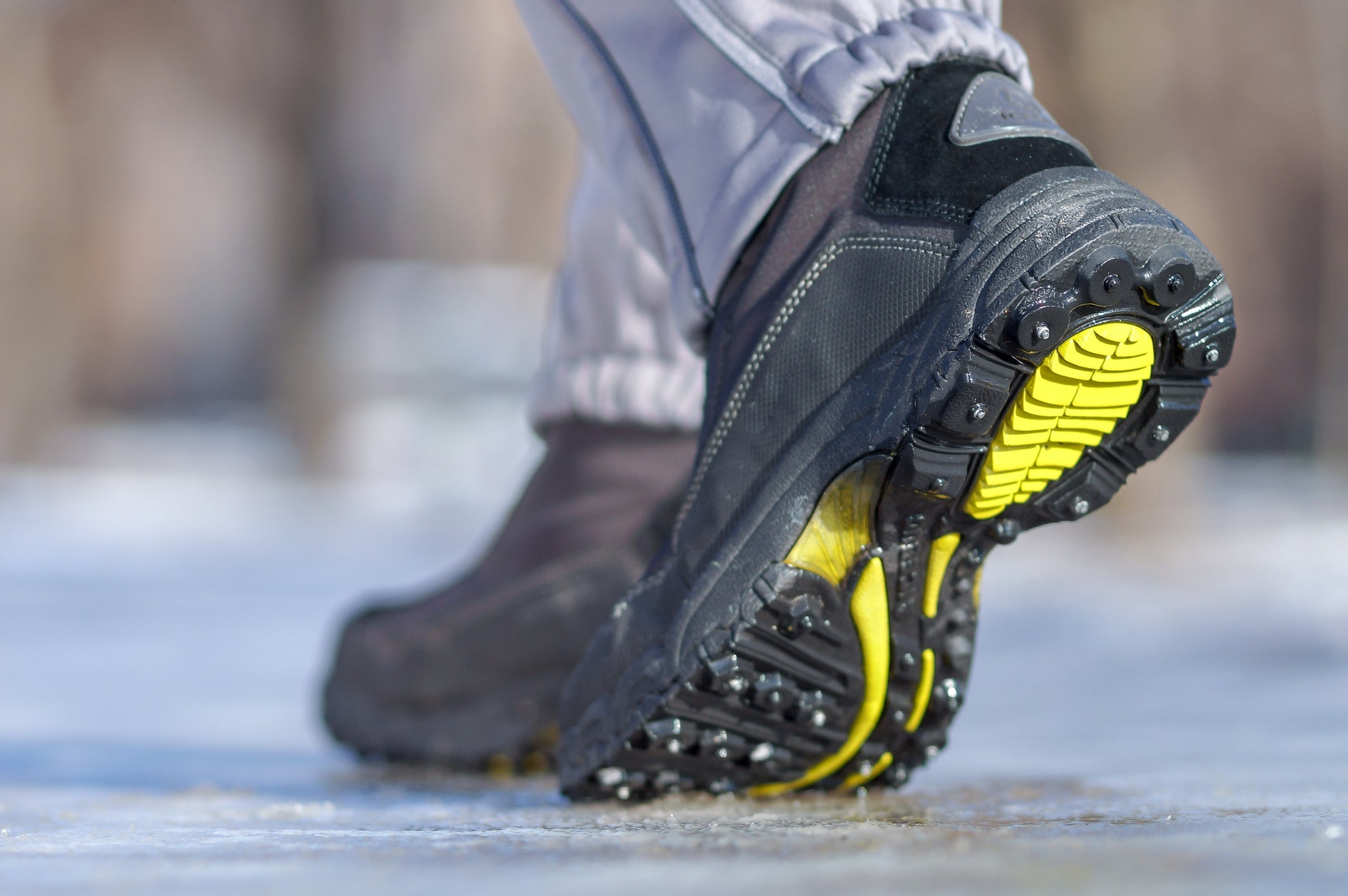 Safety Footwear: What You Need to Know About OSHA-Approved Protection