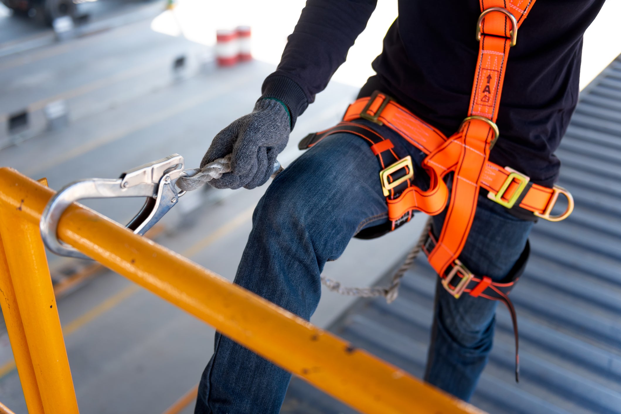 Demystifying ANSI Z359.2007: A Comprehensive Guide to Fall Protection Standards