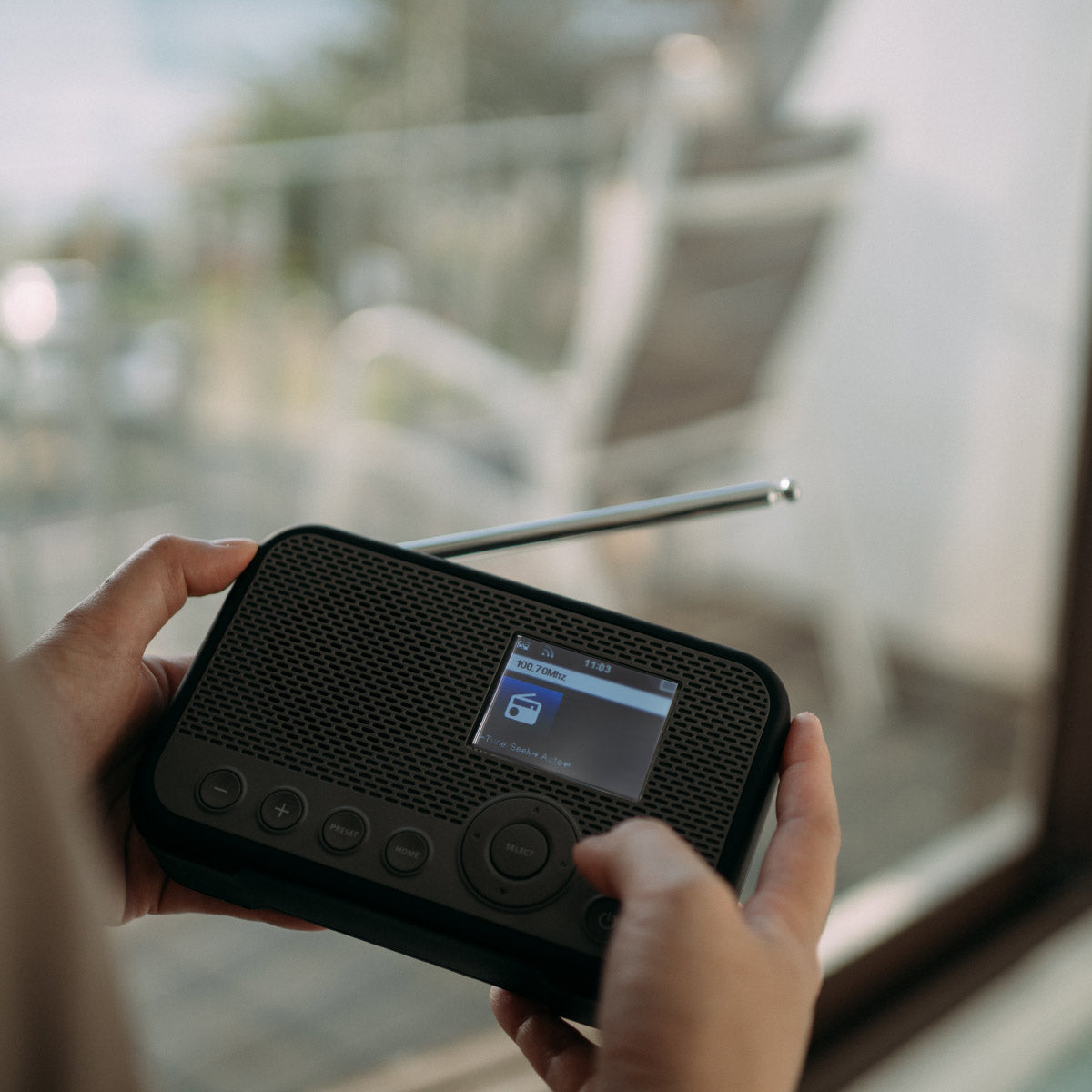 Sangean - WFR-39 FCC - FM-RBDS / Spotify Connect / Internet / AirMusic Control Digital Radio