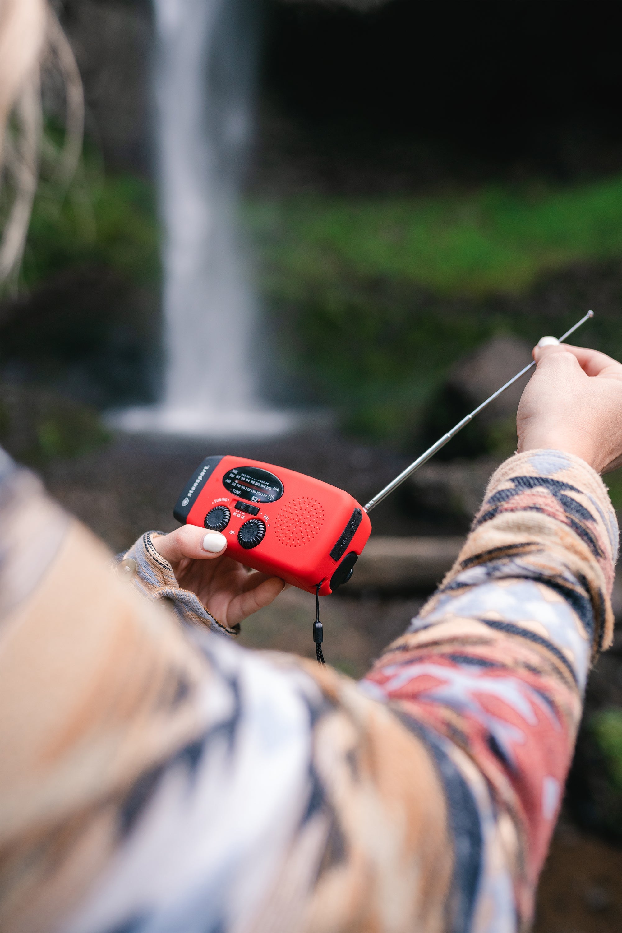 Solar Dynamo Radio Am-Fm-Wb Crank Radio-Flashlight