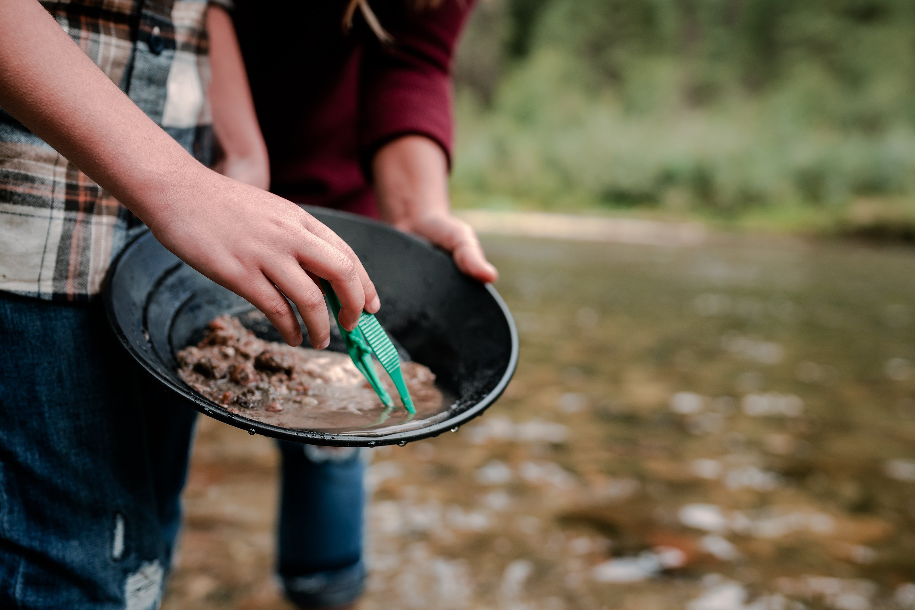 Youth Gold Panning Kit