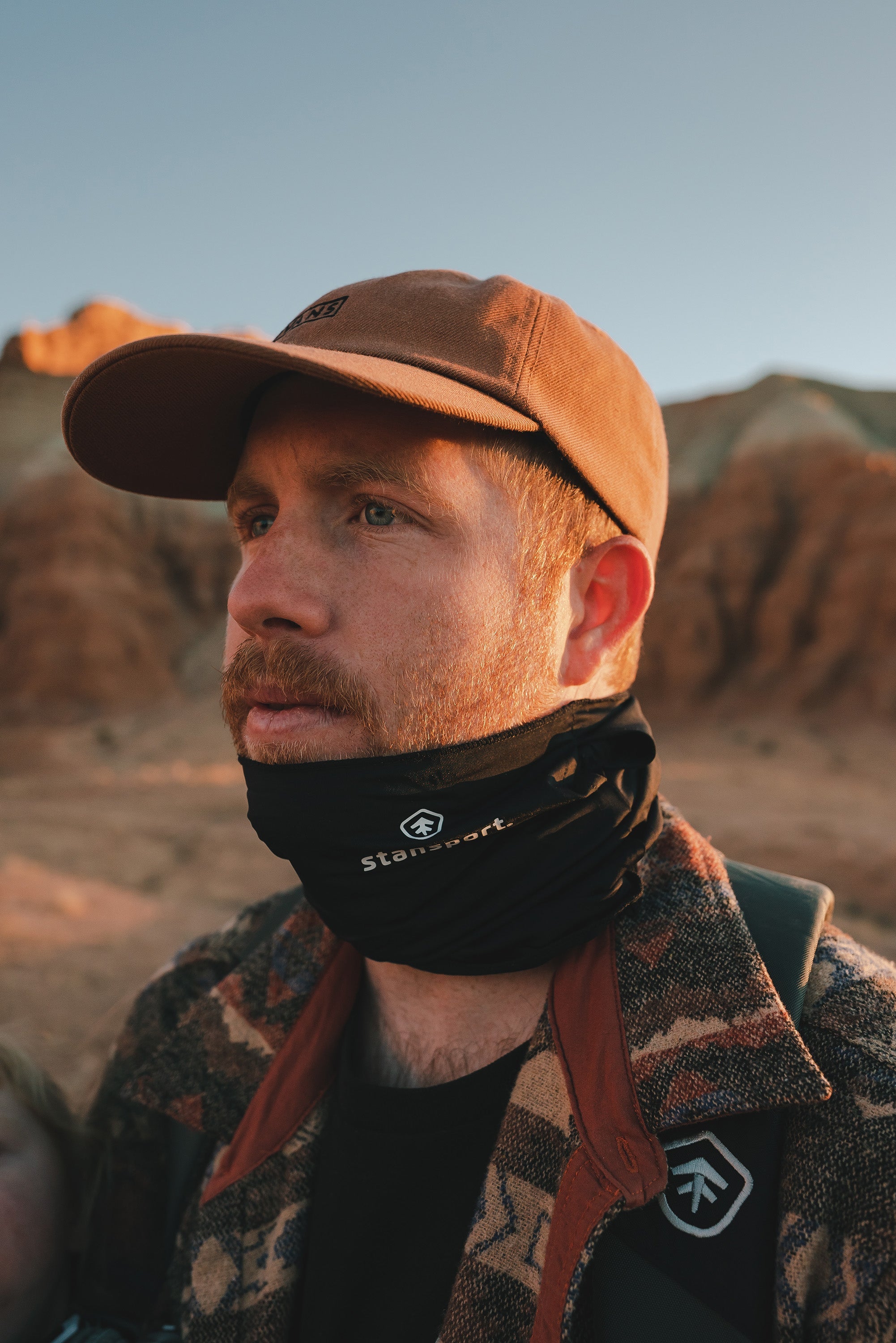 Neck Gaiter / Face Mask - Black