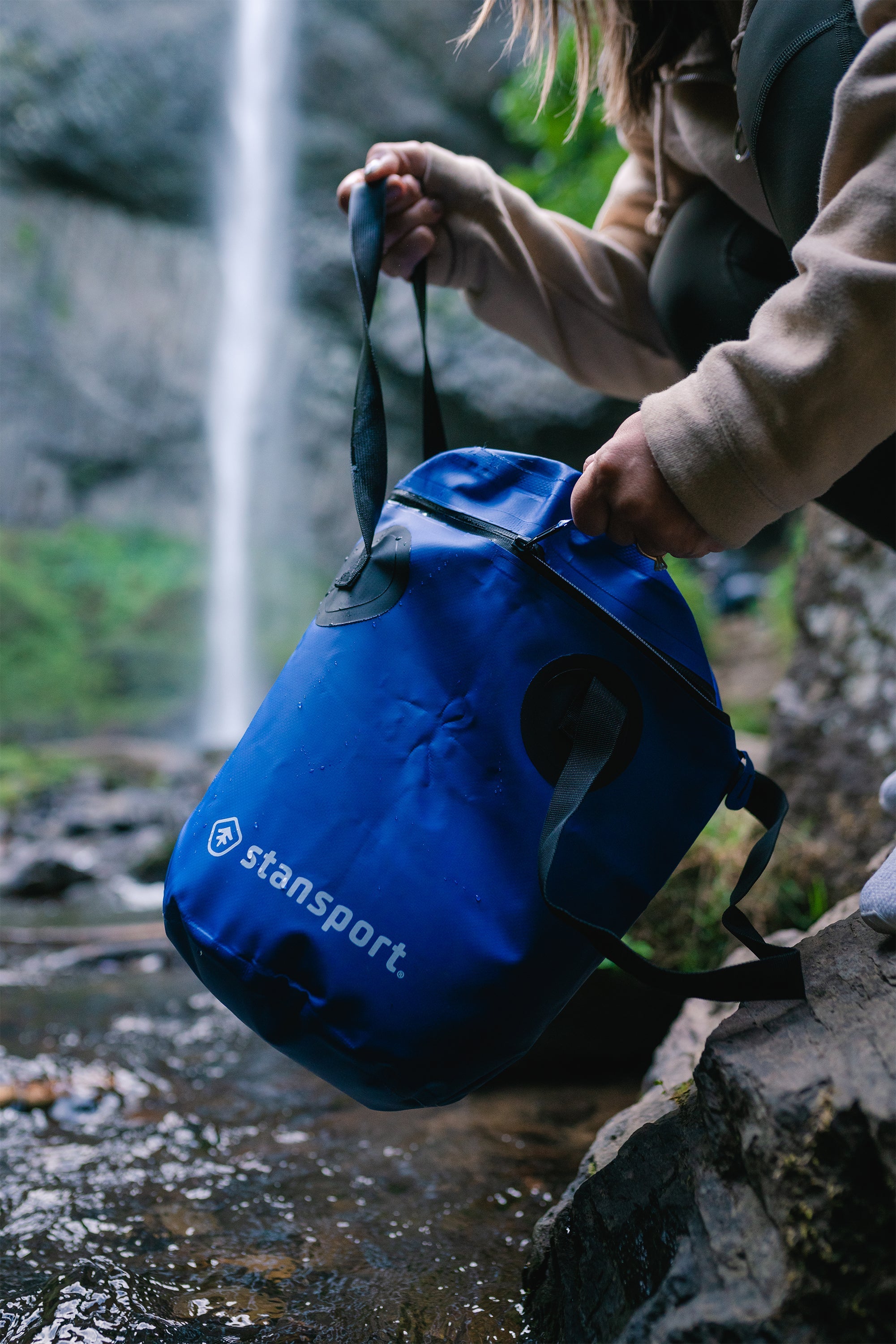 Waterbucket - 12 Liter - With Zippered Top