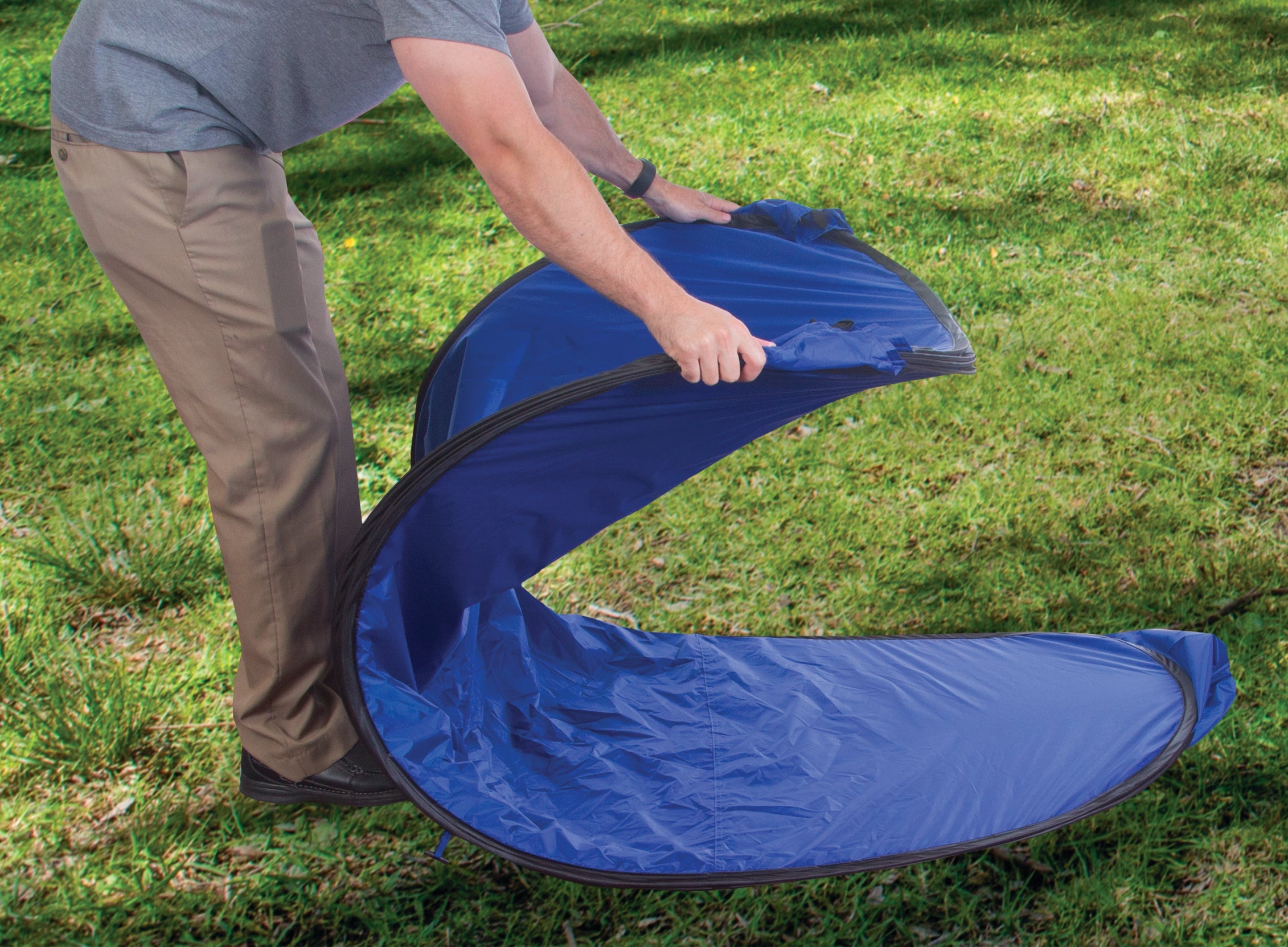 Pop-Up Privacy Shelter - 48 In X 48 In X 84 In