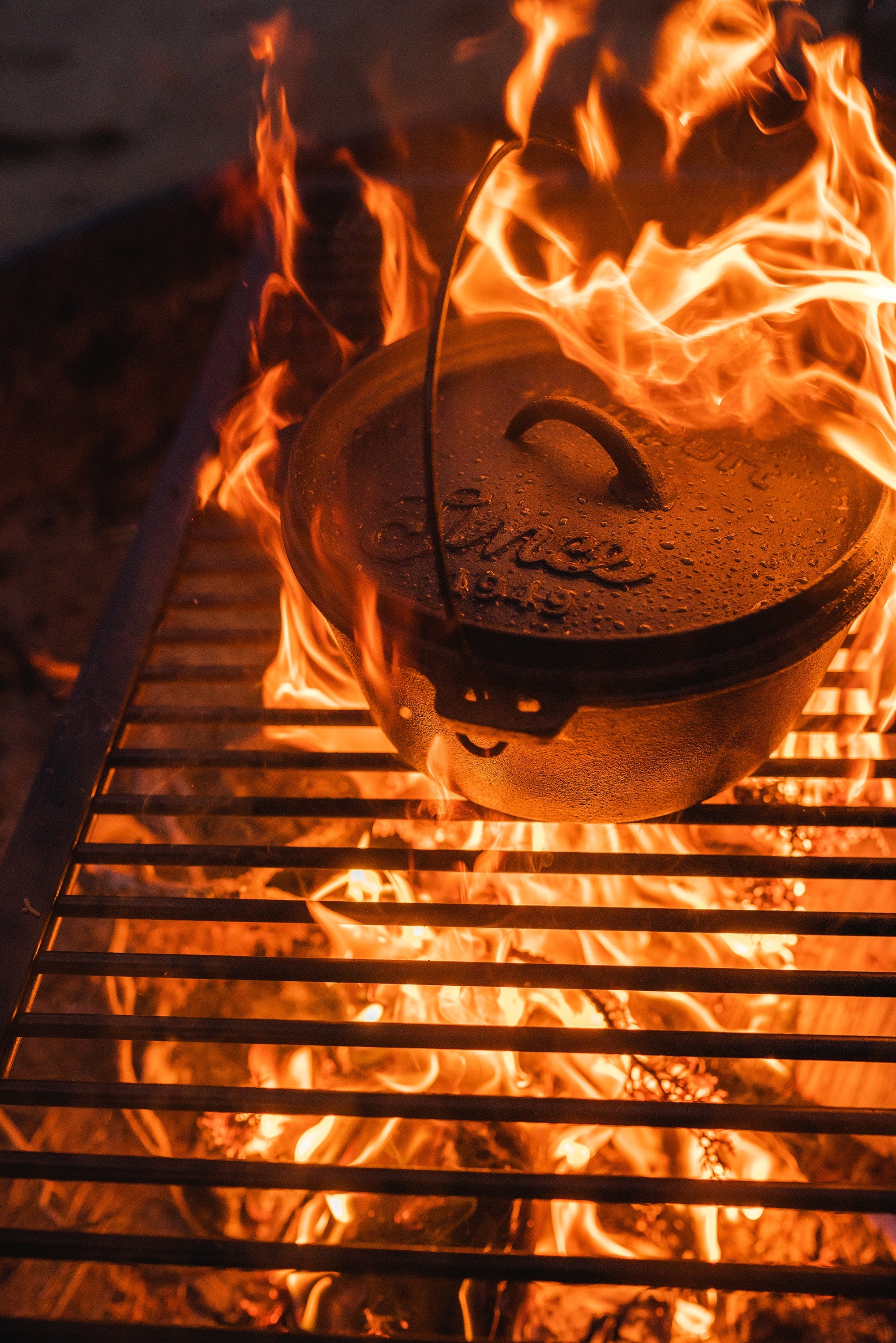 Pre-Seasoned Cast Iron Dutch Oven - 4 Qt - Without Legs