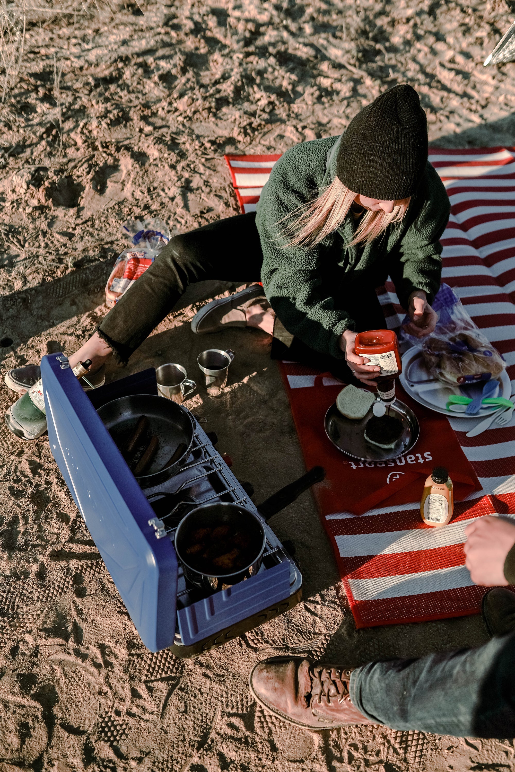 Propane Stove - 2 - 25 K And 1-10 K Burners - Blue