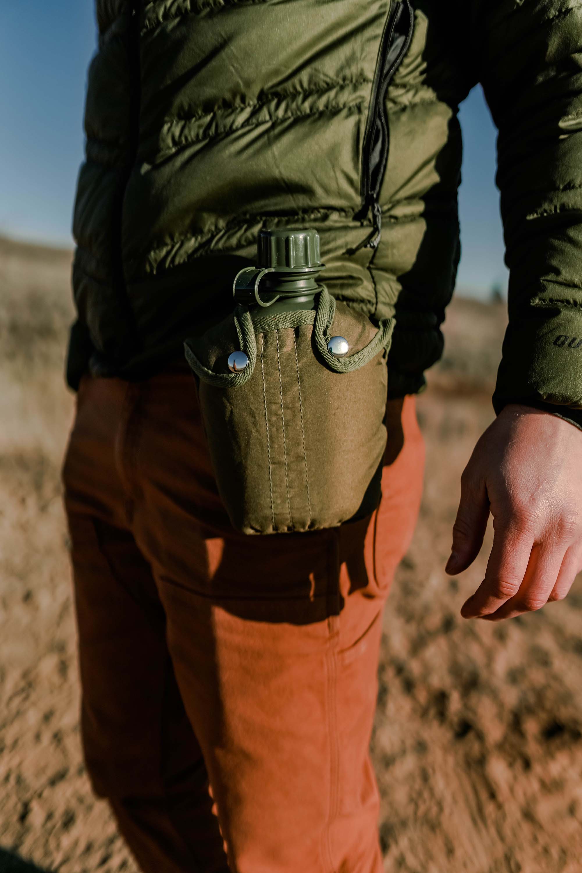 Plastic Canteen With Cover