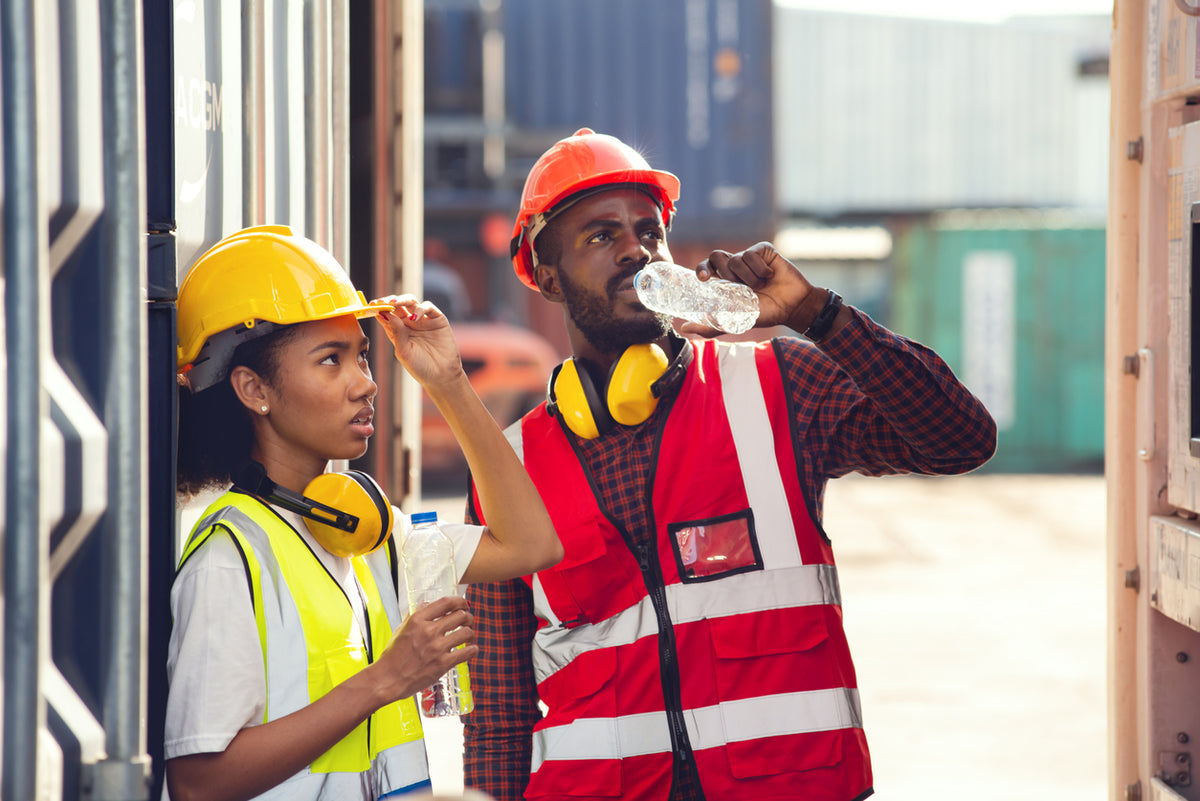 How Much Water You Need to Drink While Working Outdoors in the Summer