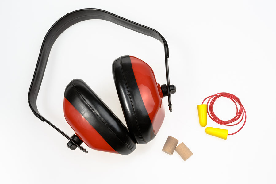 Ear Muffs vs. Ear Plugs: Choosing the Best Hearing Protection for Cons